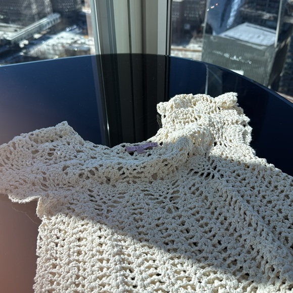 Cream crocheted sweater - Picture 2 of 3